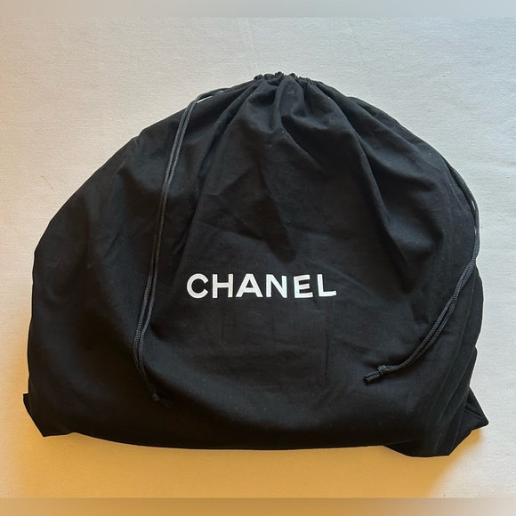 CHANEL Grey Caviar Leather 31 Hobo - Almost New - Excellent Condition - Picture 8 of 14